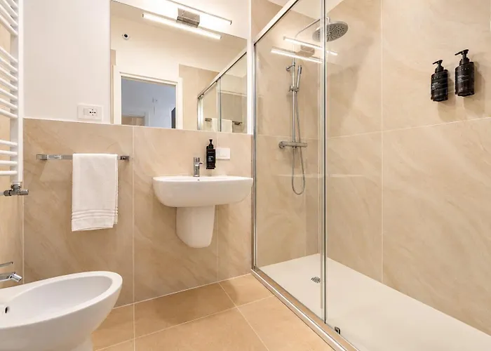 Affittacamere Boutique 81 - Spanish Steps 4*