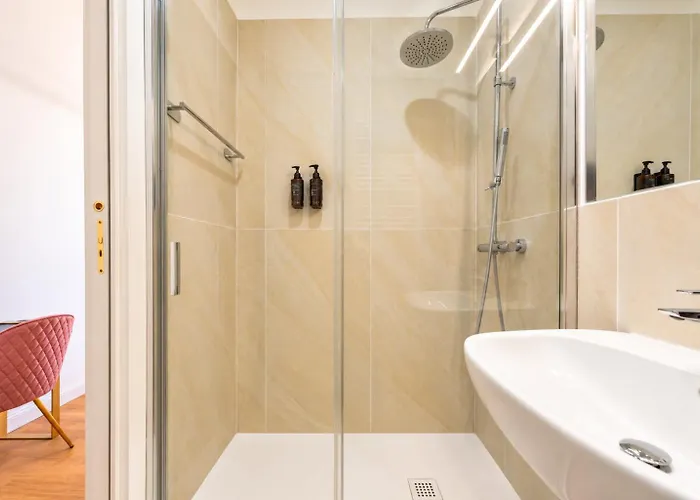 Boutique 81 - Spanish Steps Affittacamere