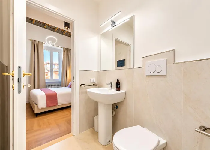 Affittacamere Boutique 81 - Spanish Steps 4*